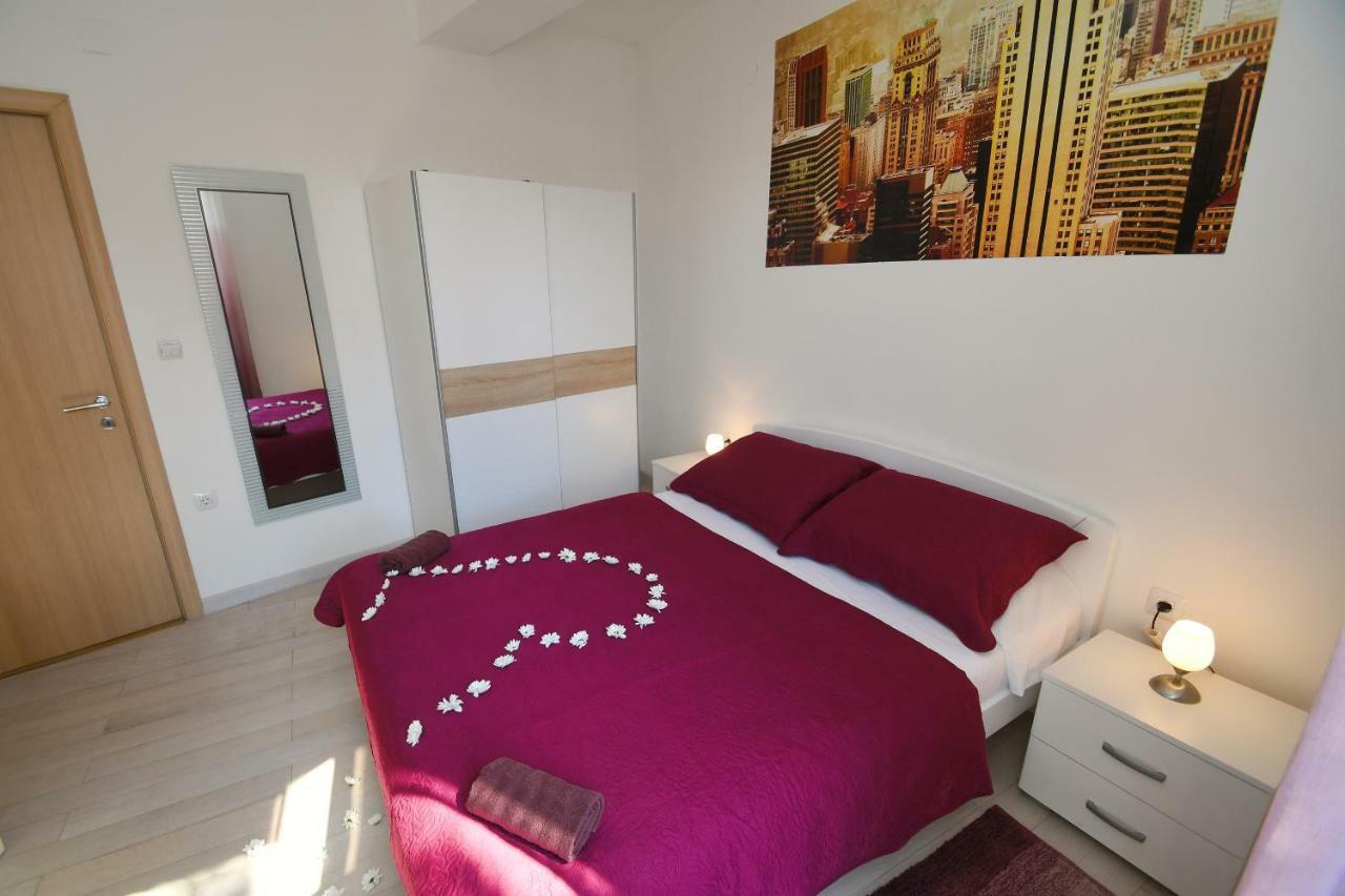 Apartment Libra With Sea View Opatija Buitenkant foto